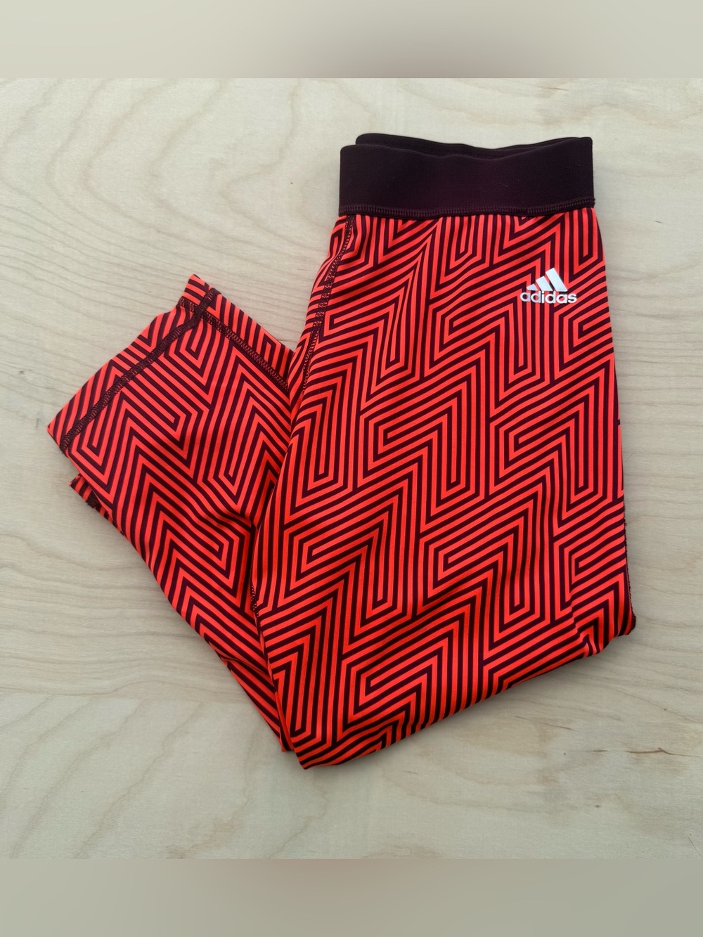 Adidas techfit Med Compression Capri Leggings Neon Orange Geometric Activewear M
